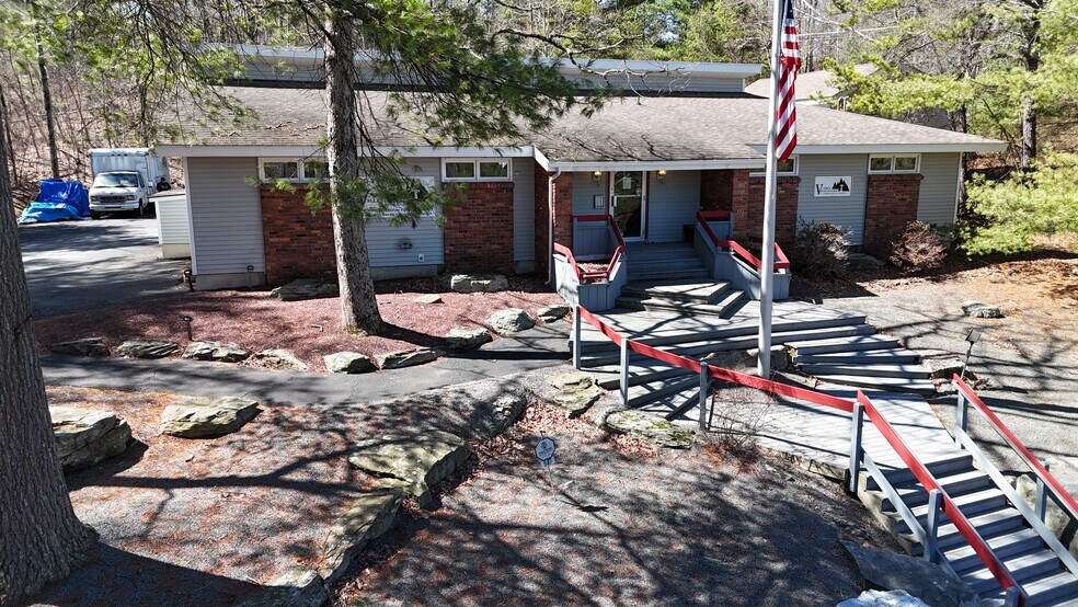 More Photos Of 647 Route 739, Lords Valley Office For Sale