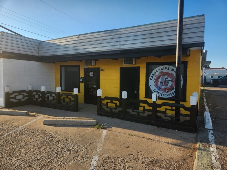 Primary Photo Of 104 E 38th St, Odessa Storefront For Lease