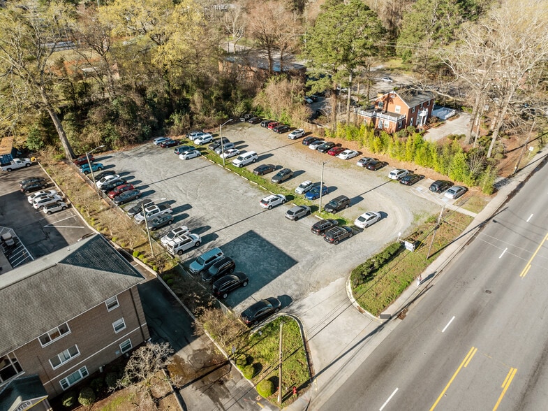 More Photos Of 1106 E 10th St, Greenville Land For Lease