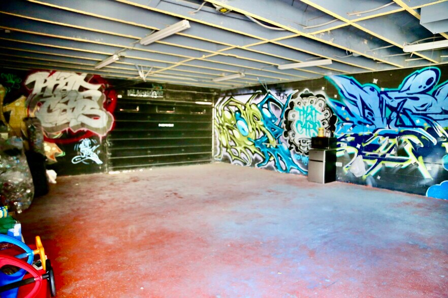 More Photos Of , Lancaster General Retail For Sale