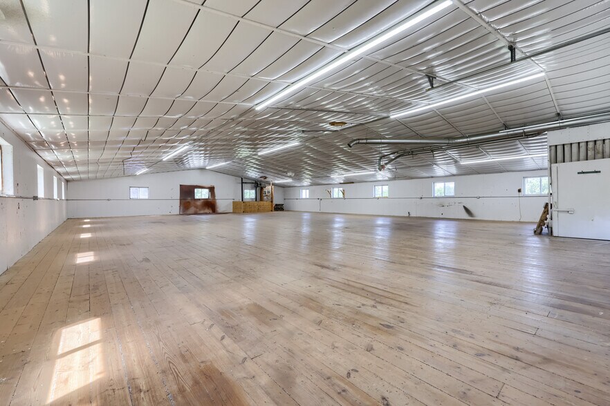 More Photos Of 197 Pencroft Dr N, Holtwood Industrial For Sale