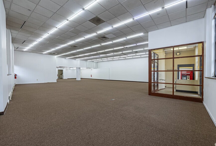 More Photos Of 201 N Wood Ave, Linden Bank For Sale