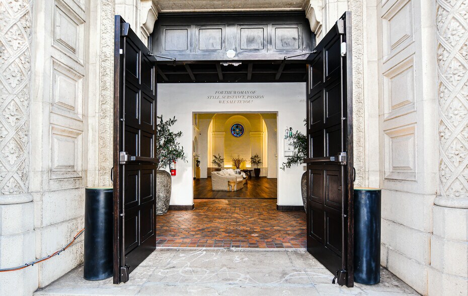 More Photos Of 1620 6th Ave, San Diego General Retail For Sale