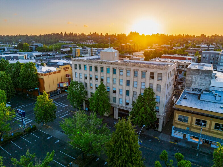 More Photos Of 201-205 4th Ave E, Olympia Office For Sale