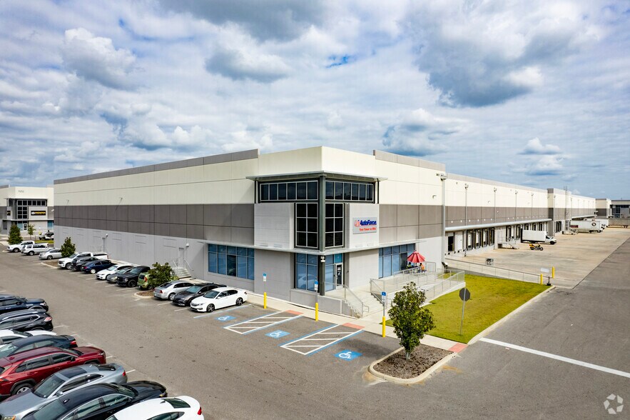 More Photos Of 9210 E Columbus Dr, Tampa Unknown For Lease