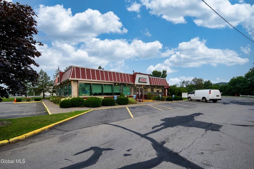 More Photos Of 855 Hoosick St, Troy Restaurant For Sale