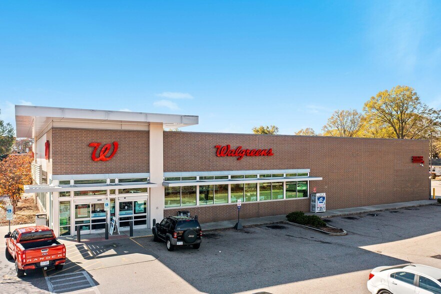 More Photos Of 525 N Cannon Blvd, Kannapolis Drugstore For Sale