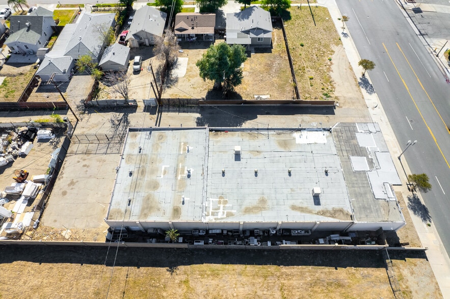 More Photos Of 372 N Mt. Vernon Ave, Colton Warehouse For Sale