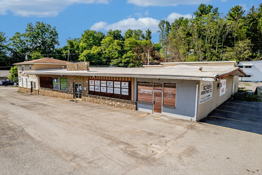 More Photos Of 2939 White Hall Blvd, White Hall General Retail For Sale