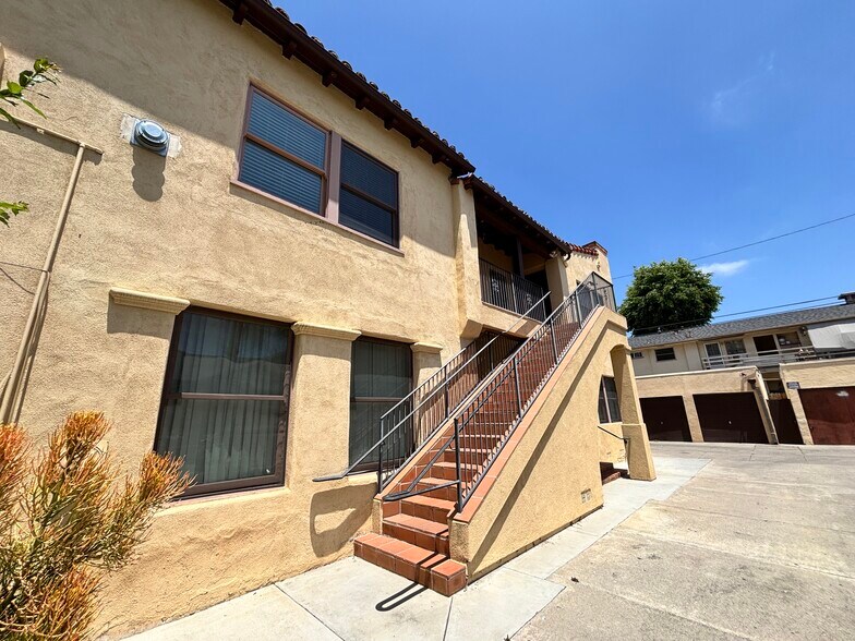 More Photos Of 921 N Lacy St, Santa Ana Apartments For Sale