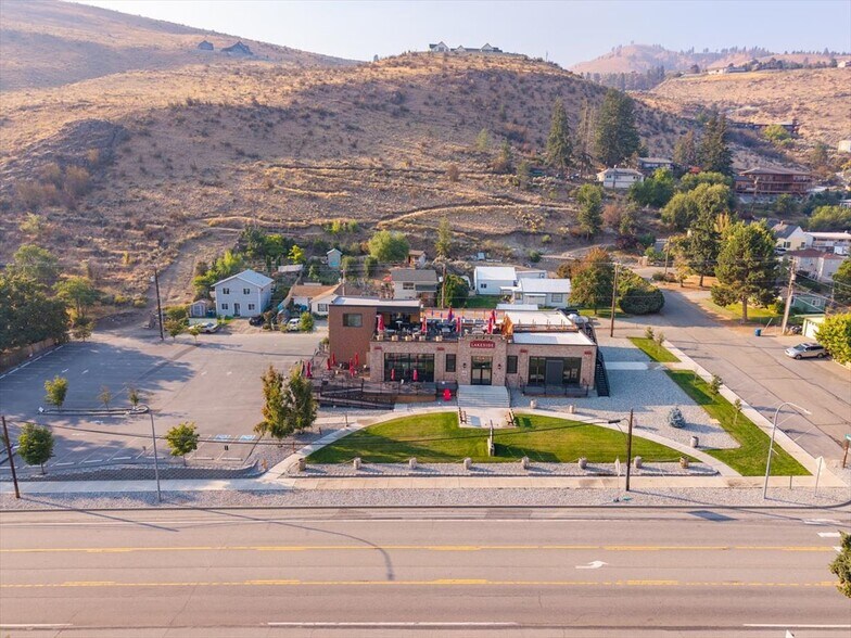 More Photos Of 2037 W Woodin Ave, Chelan Restaurant For Sale