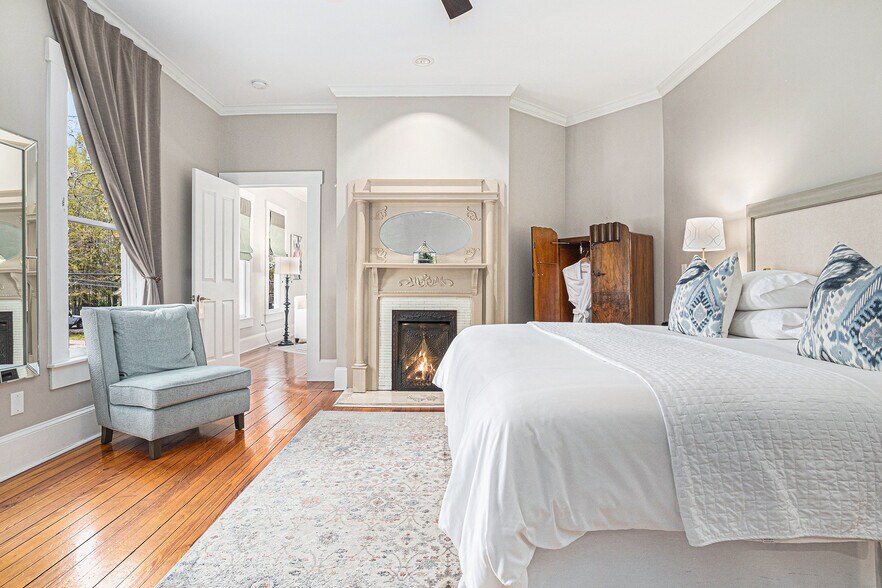 More Photos Of 410 E Church St, Monroe Hospitality For Sale