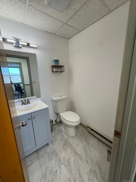 More Photos Of 2257 Silas Deane Hwy, Rocky Hill Medical For Lease