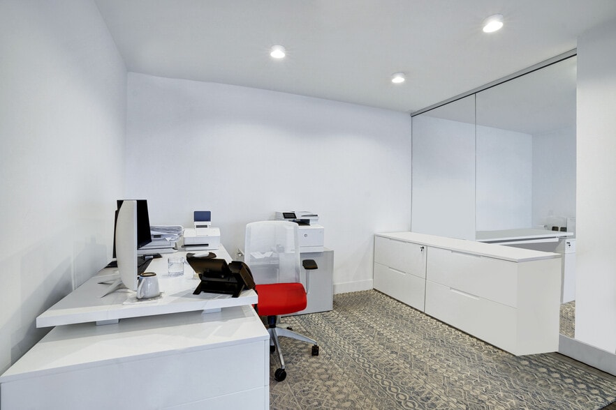 More Photos Of 1680 Michigan Ave, Miami Beach Office Residential For Lease