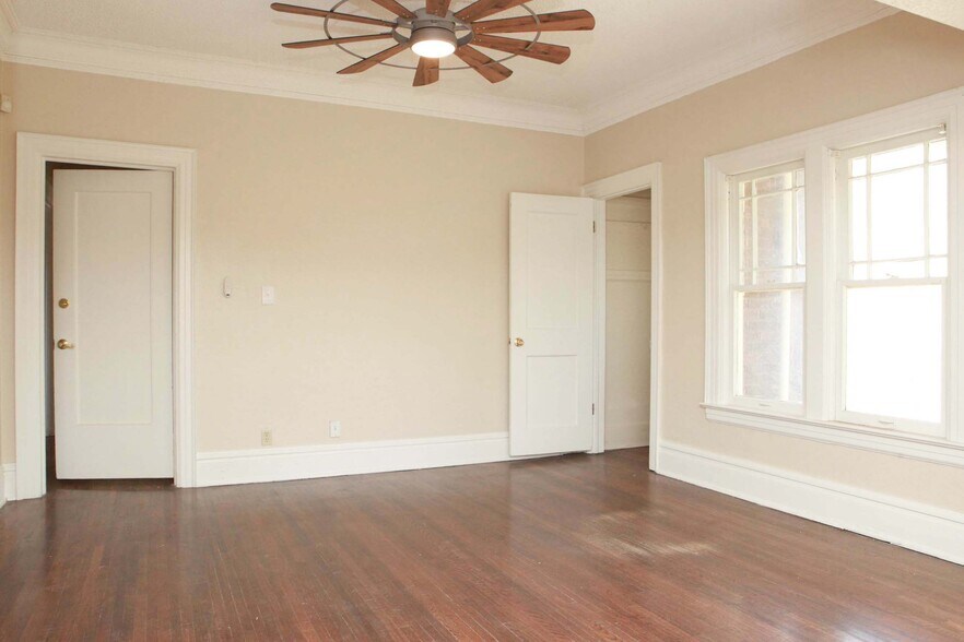 More Photos Of 1629 S Peoria Ave, Tulsa Loft Creative Space For Lease