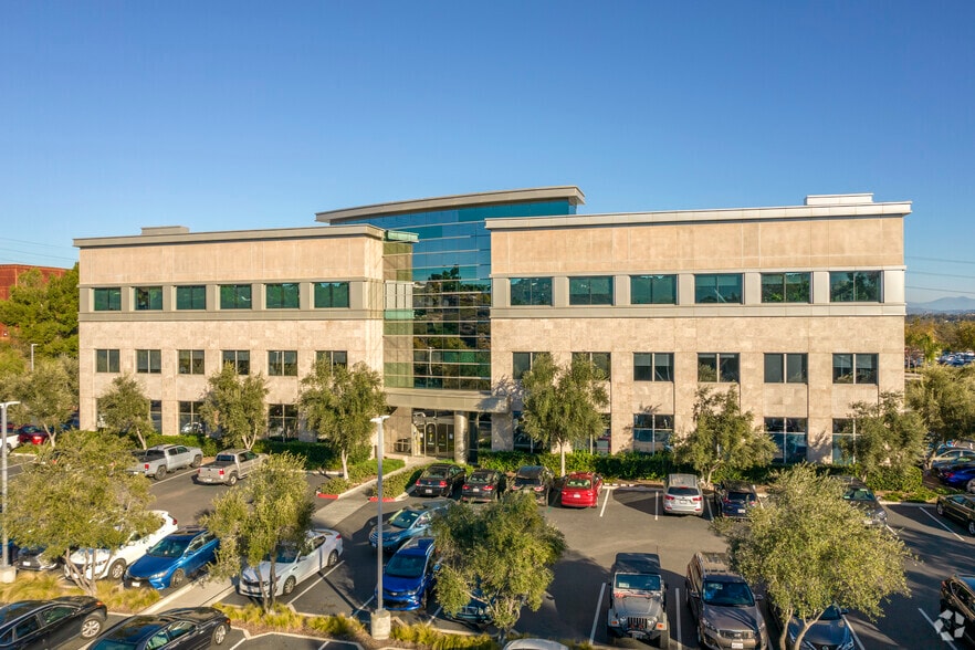 More Photos Of 1955 Citracado Pky, Escondido Medical For Lease