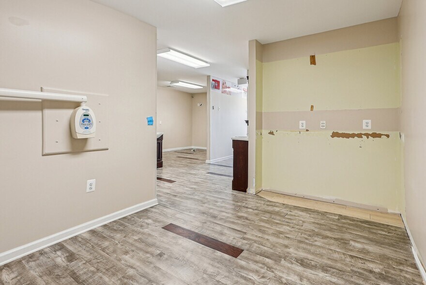 More Photos Of , Levittown General Retail For Sale