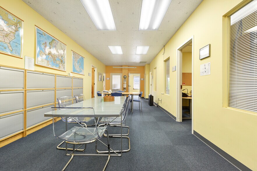 More Photos Of 5938-5948 Baum Blvd, Pittsburgh Medical For Lease