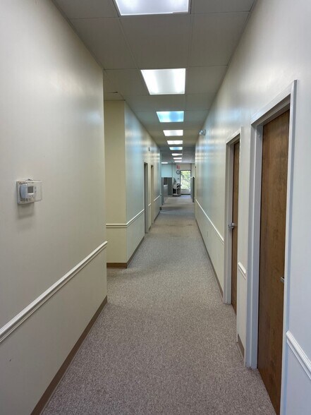 More Photos Of 140 Crouch Commercial Ct, Irmo Light Manufacturing For Lease