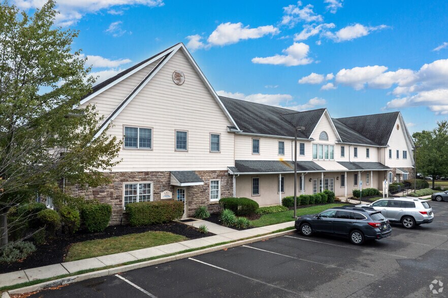 More Photos Of 780 Newtown Yardley Rd, Newtown Office For Sale