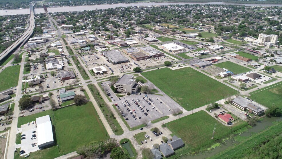 More Photos Of 1201 Brashear Ave, Morgan City Medical For Sale