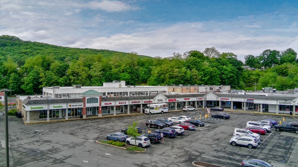 More Photos Of 45 S Route 9W, West Haverstraw Unknown For Lease