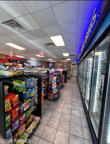 More Photos Of 28571 LA 43 Hwy, Albany Storefront For Sale