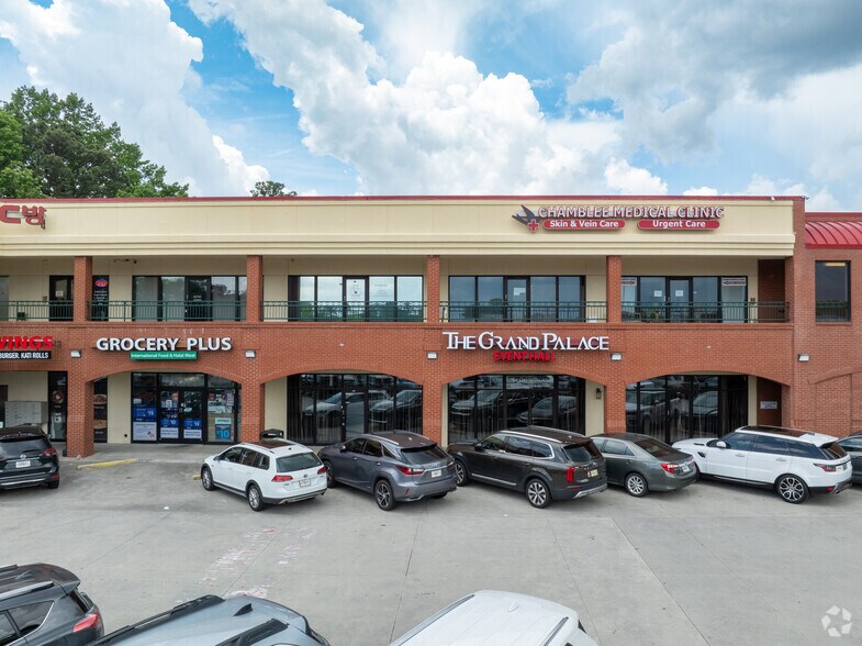 More Photos Of 5953 Buford Hwy NE, Doraville Storefront Retail Office For Lease