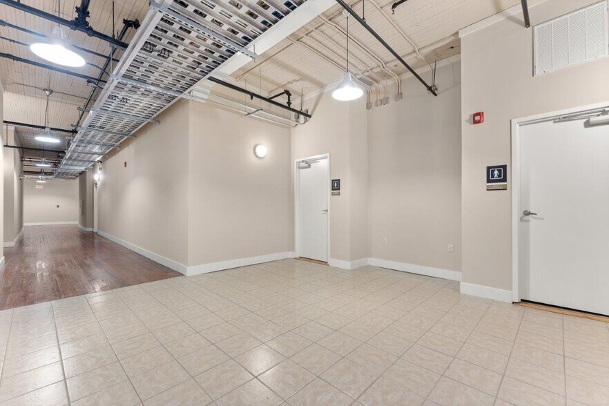 More Photos Of 625 Ryan St, Lake Charles Apartments For Sale