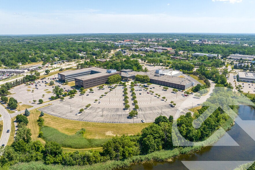 Primary Photo Of 3000 University Dr, Auburn Hills Business Park For Sale
