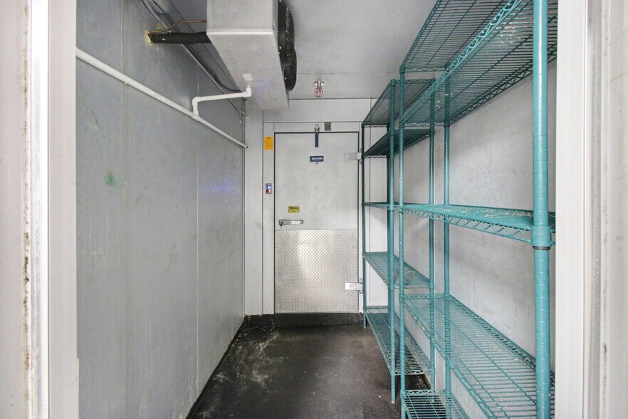 More Photos Of 1542 Washington Ave, Miami Beach Restaurant For Sale