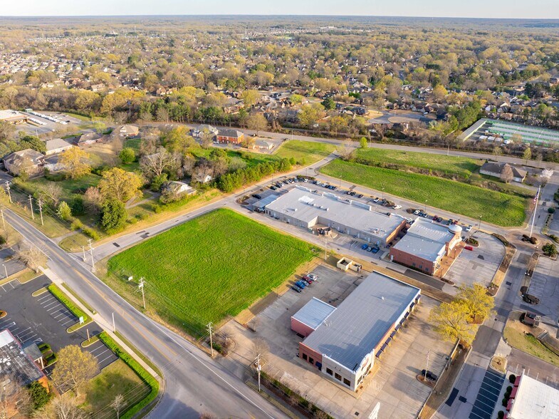 More Photos Of Macon Rd @ Country Village Dr., Cordova Land For Sale