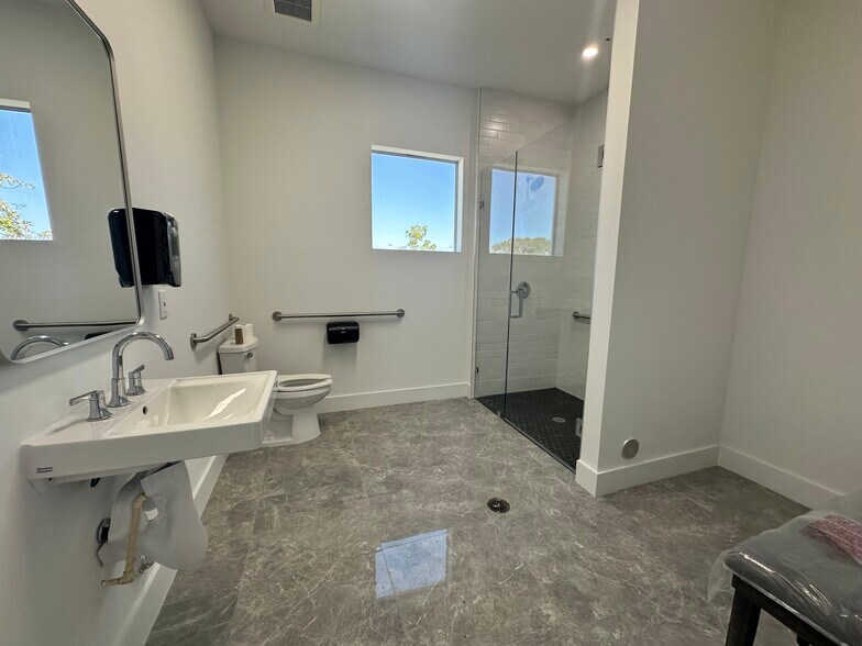More Photos Of 1501 NW 18th St, Pompano Beach Land For Lease