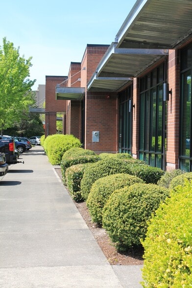 More Photos Of 1975 NW 167th Pl, Beaverton Office For Lease
