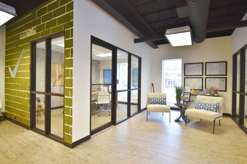 More Photos Of 824 S Milledge Ave, Athens Office For Lease