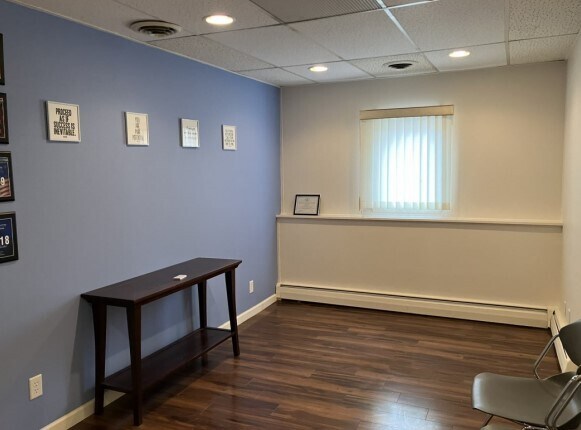 More Photos Of 2425 Clover St, Rochester Office For Lease
