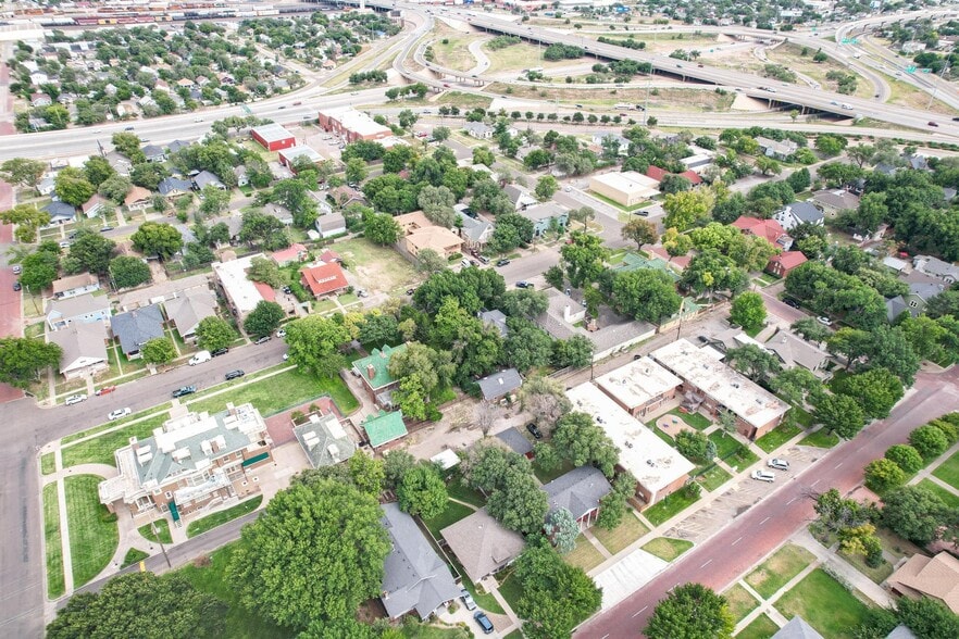 More Photos Of 1608 S Polk St, Amarillo Office For Sale