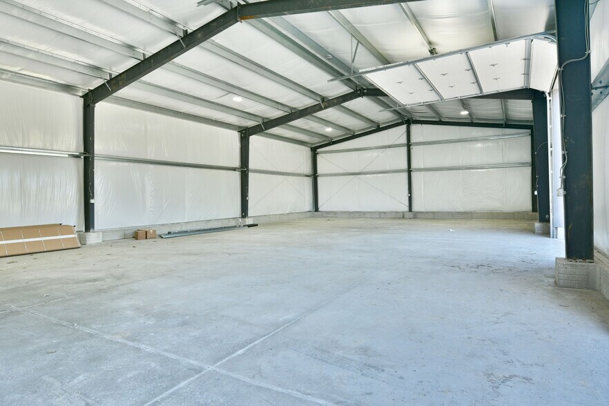 More Photos Of 3218 State Rte 5, Cortland Warehouse For Lease