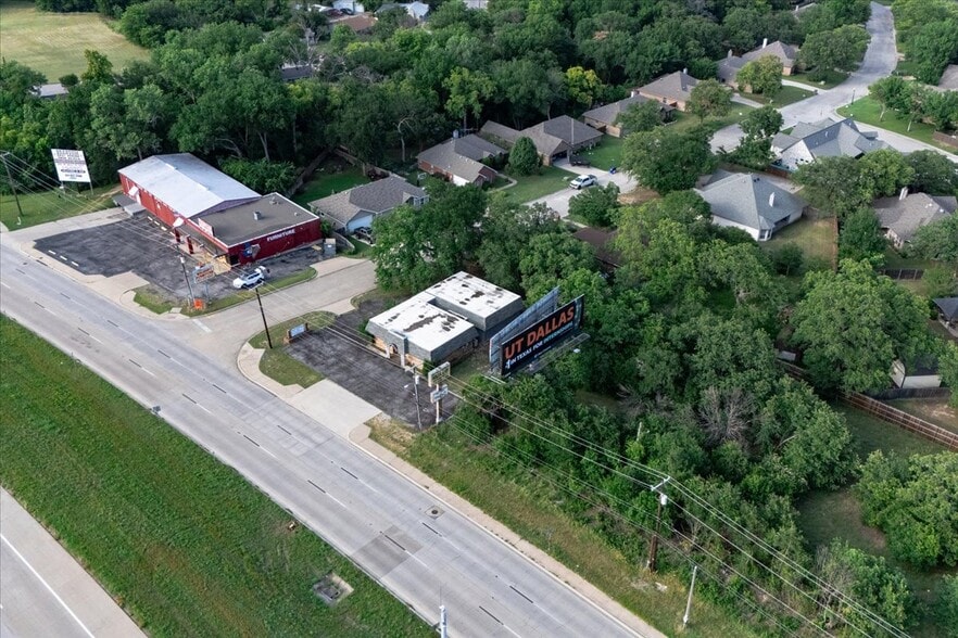 More Photos Of 1501 Southeast Pky, Azle Office For Sale