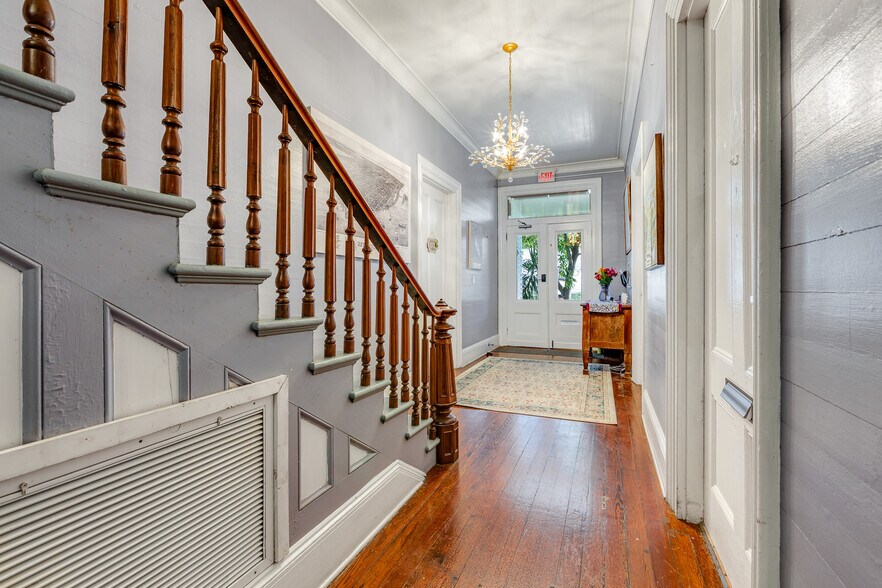 More Photos Of 402 appelrouth Ln, Key West Office Residential For Sale