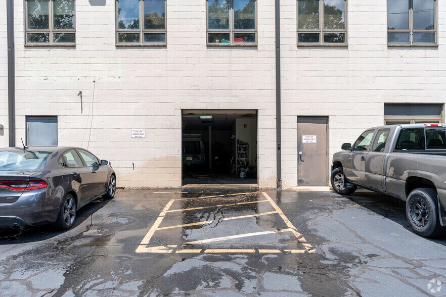 More Photos Of 231 E Main St, Milford Unknown For Lease