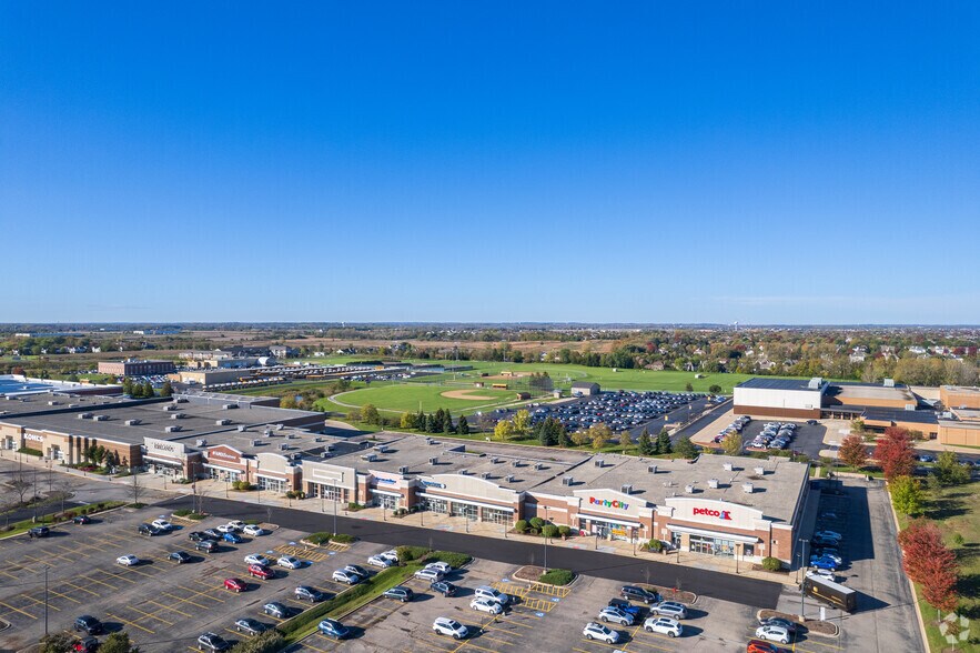 More Photos Of 702-750 S Randall Rd, Algonquin Unknown For Lease