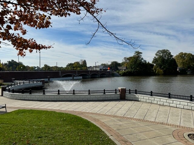 More Photos Of 216-220 Main St, Hobart Apartments For Lease