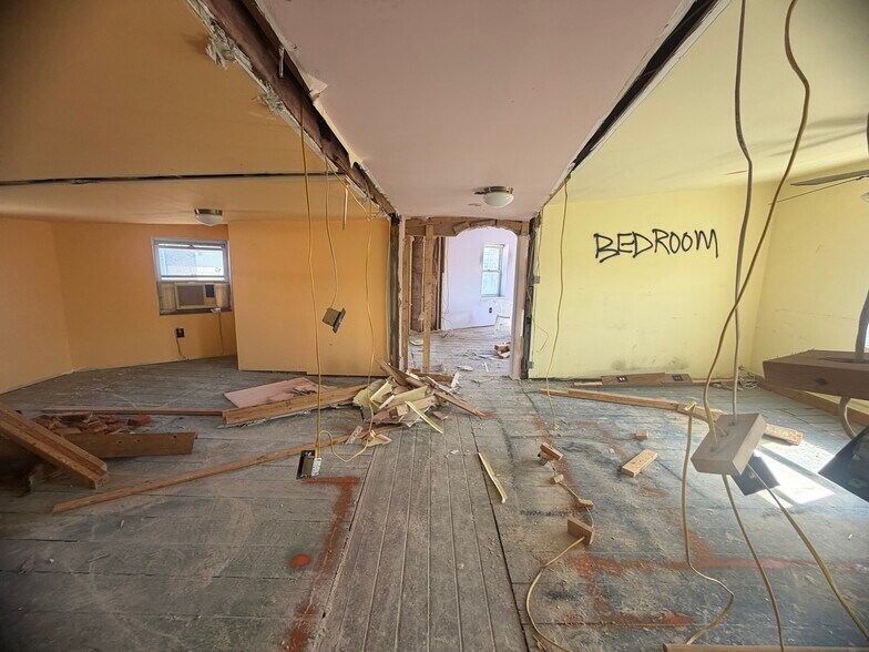 More Photos Of 501 Edgmont Ave, Chester Storefront Retail Residential For Sale