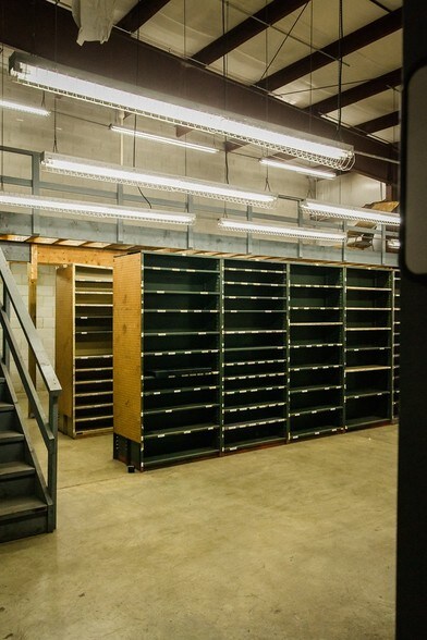 More Photos Of 101 Watters Dr, Dwight Auto Dealership For Sale