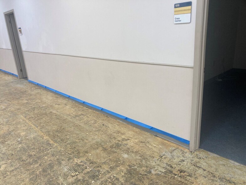 More Photos Of 200 N Saint Marys St, Beeville Medical For Lease