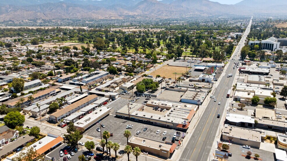 More Photos Of 200-216 E Highland Ave, San Bernardino Unknown For Lease