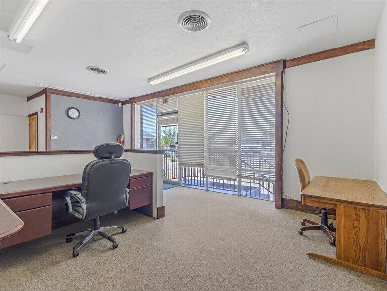More Photos Of 1355 W 465 S, Orem Manufacturing For Sale