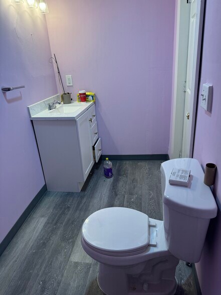 More Photos Of 2216 Habersham St, Savannah Freestanding For Lease