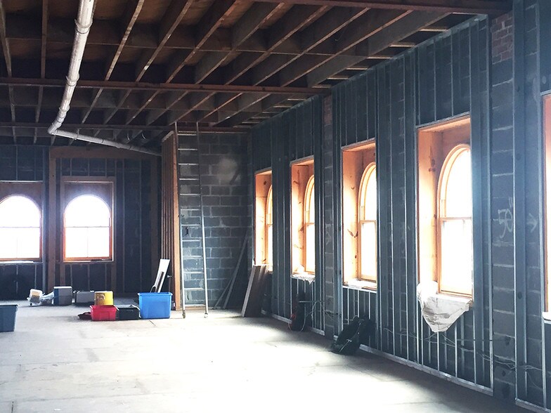 More Photos Of 417-419 W 21st St, Norfolk Restaurant For Lease